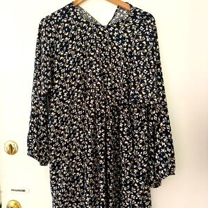 Sara ..flowers dress for summer looks